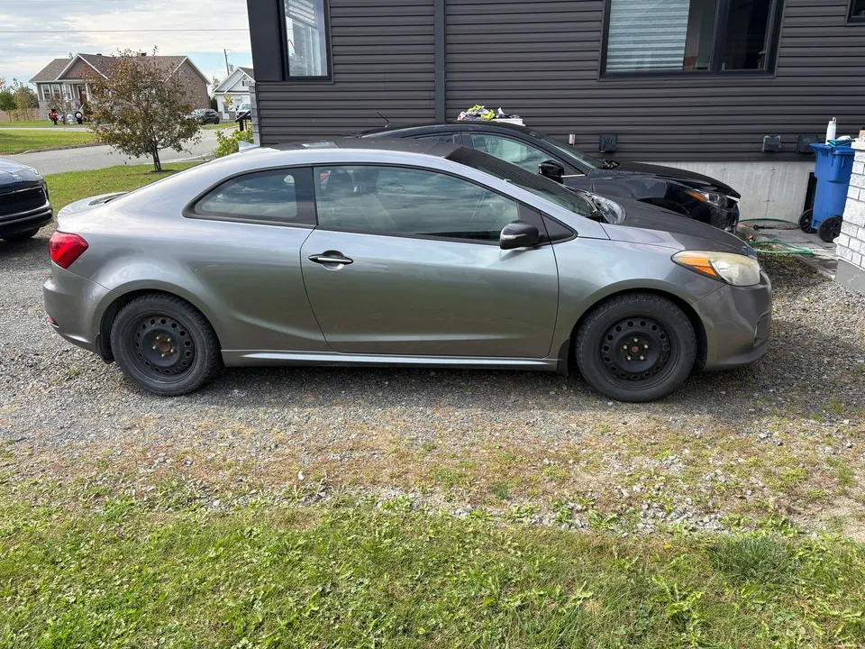 Kia Forte Koup 2014 photo 2