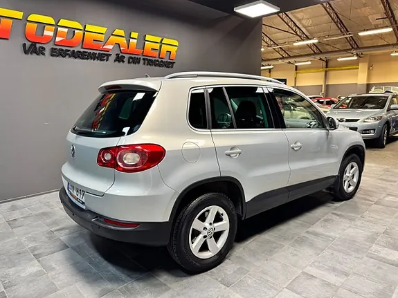 Volkswagen Tiguan 2009 photo 2