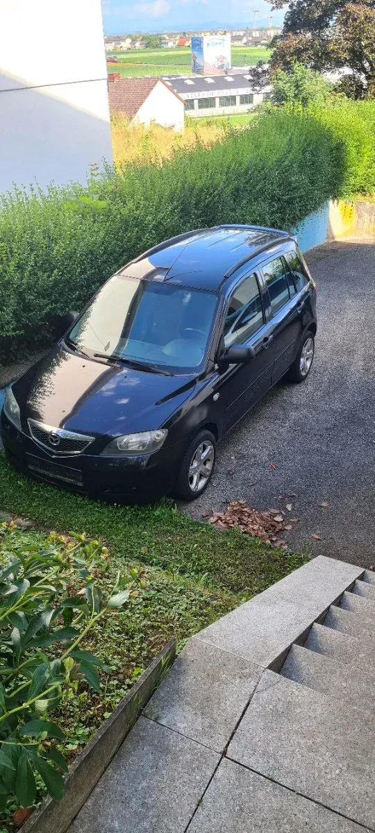 Mazda Mazda2