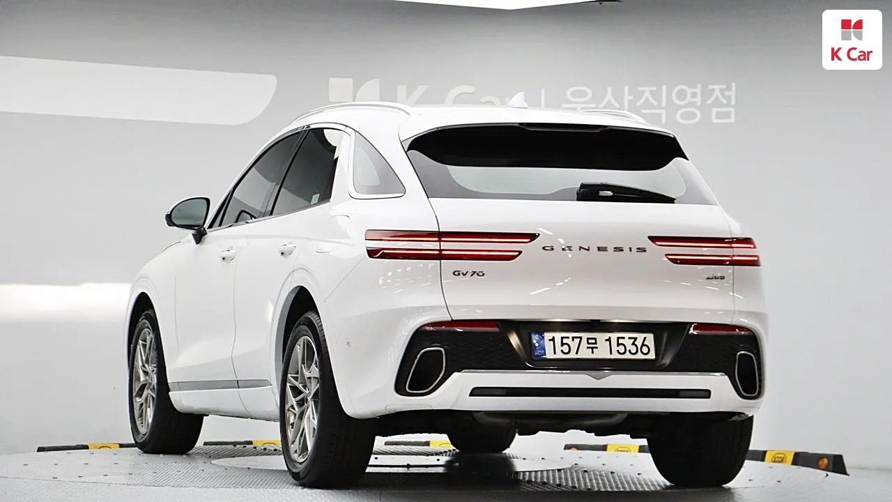 Genesis Gv70 2021 photo 4