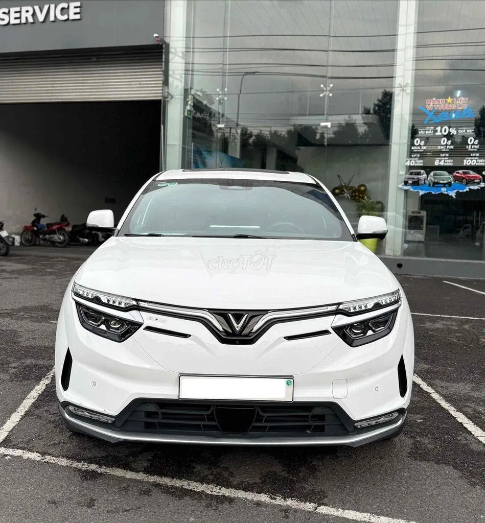 Vinfast Vf8