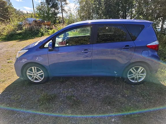 Toyota Verso-S 2012 photo 4