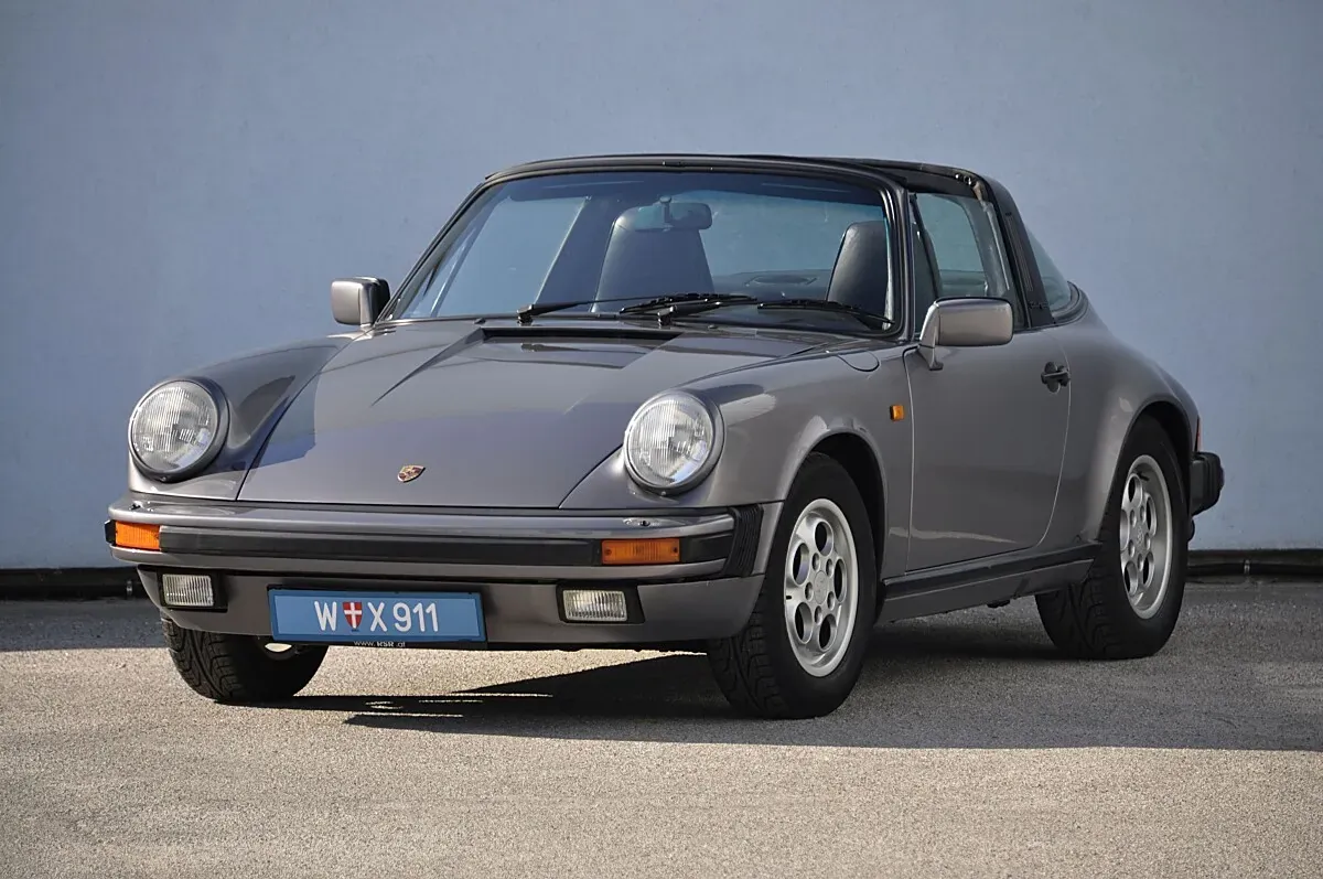 Porsche 911