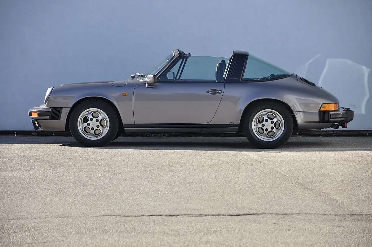 Porsche 911 1986 photo 3