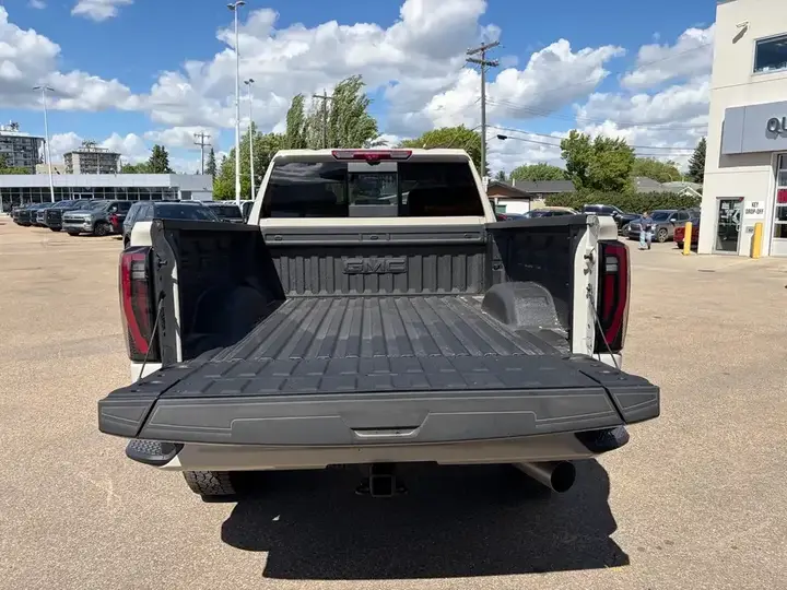 GMC Sierra 3500Hd 2026 photo 5