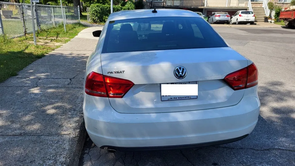 Volkswagen Passat 2013 photo 4