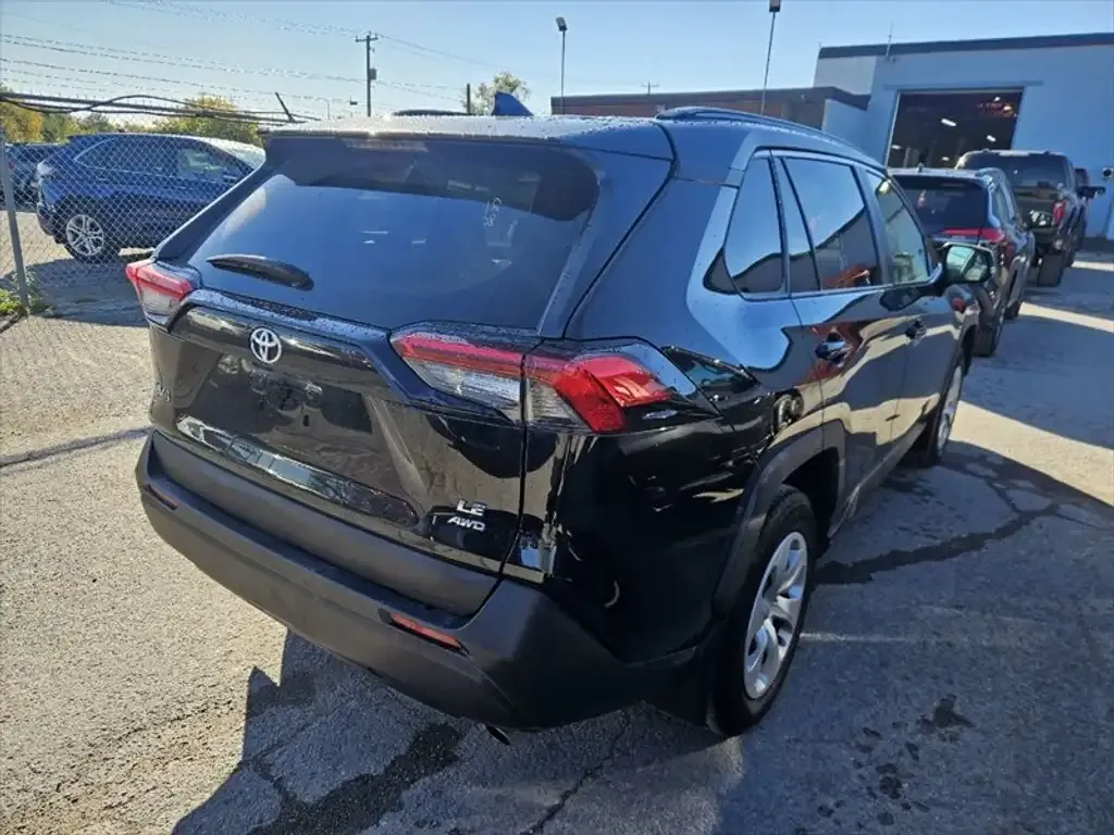 Toyota Rav4 2021 photo 2