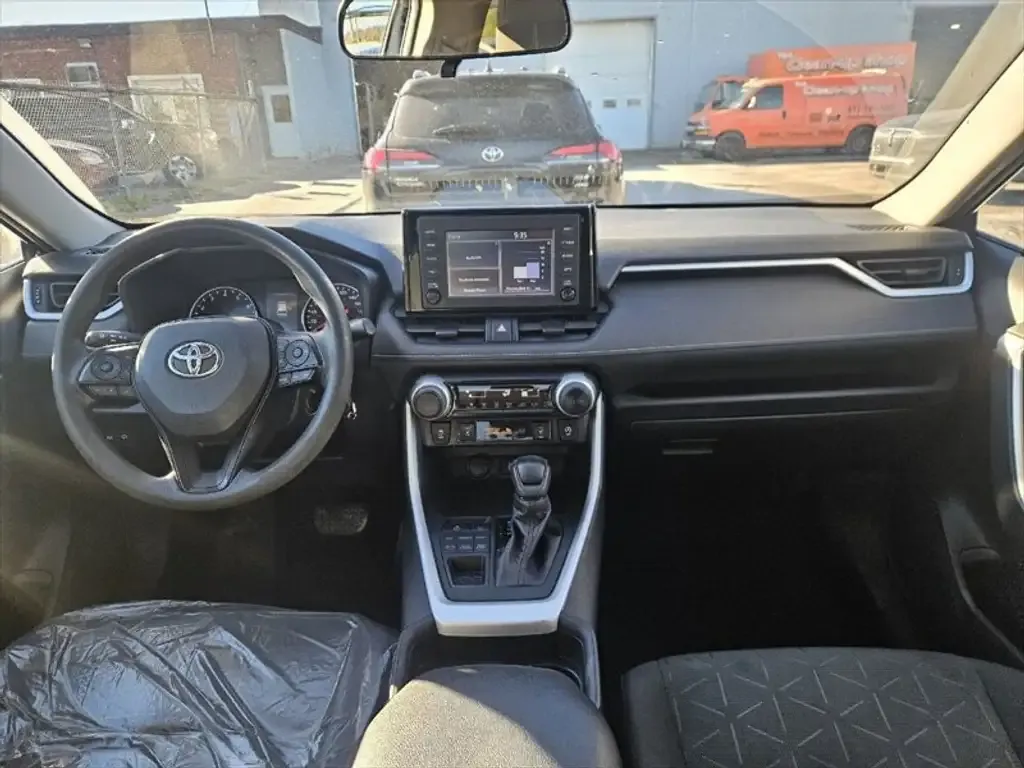 Toyota Rav4 2021 photo 3