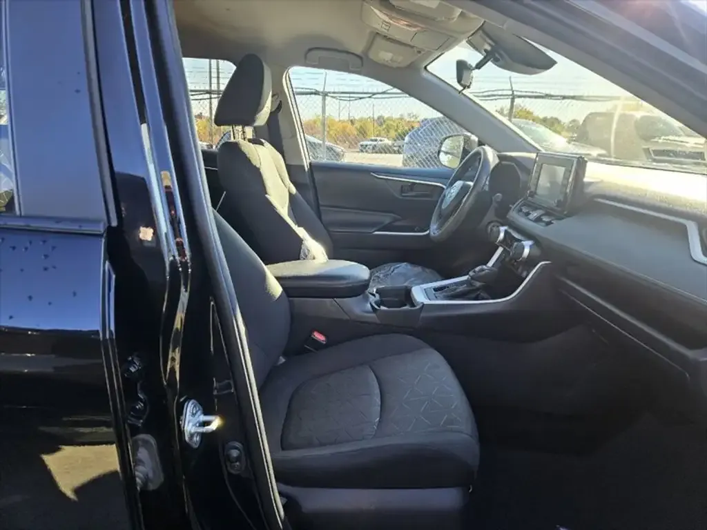 Toyota Rav4 2021 photo 4