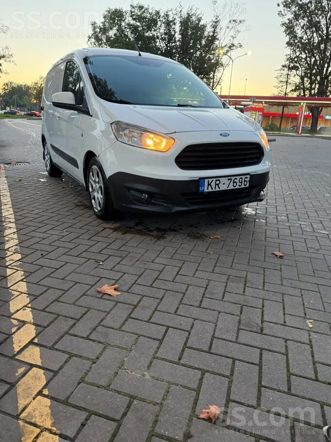 Ford Transit Courier