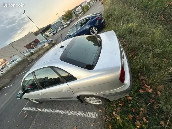 Citroen C5 2004 photo 2