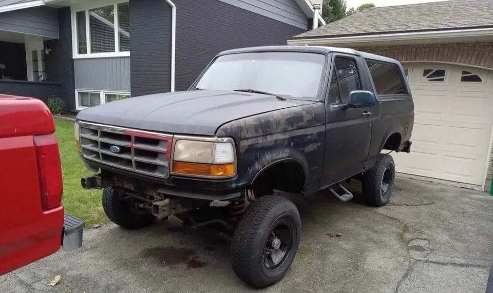 Ford Bronco 1996 photo 2