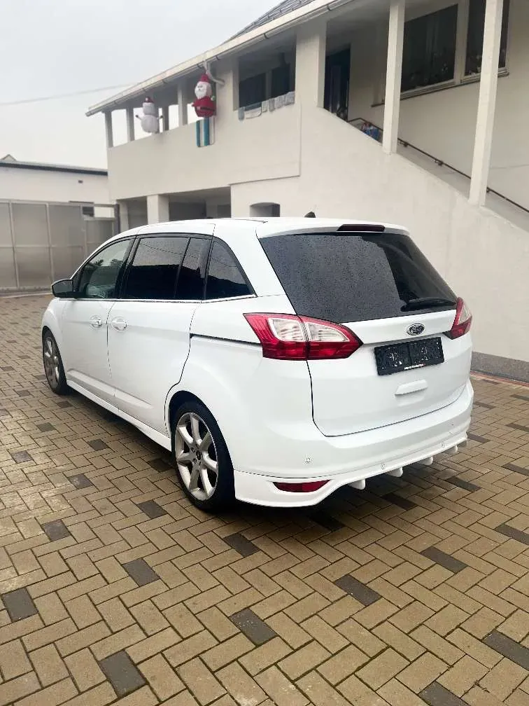 Ford C-Max 2012 photo 3