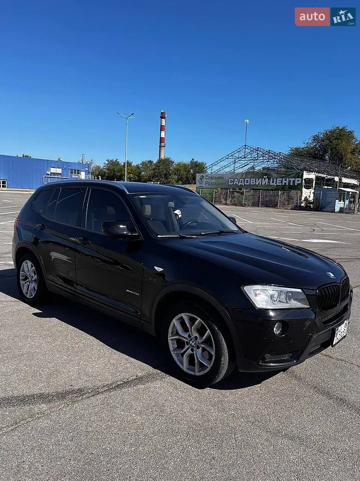 BMW X3 2012 photo 2
