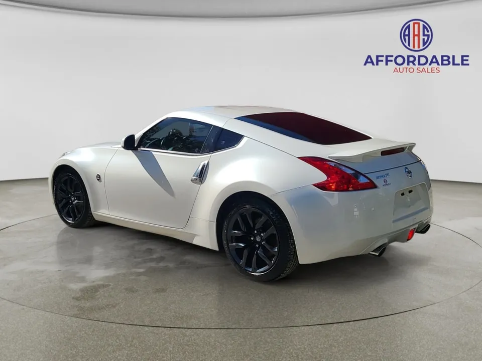 Nissan 370Z 2017 photo 3
