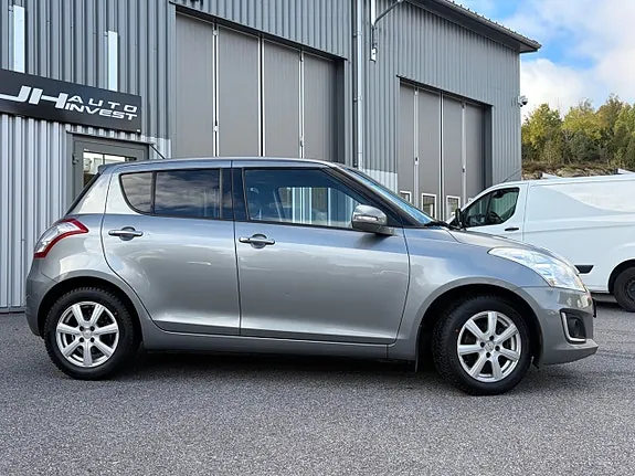 Suzuki Swift 2015 photo 2