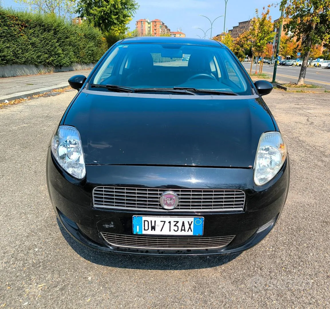 Fiat Grande Punto 2009 photo 2