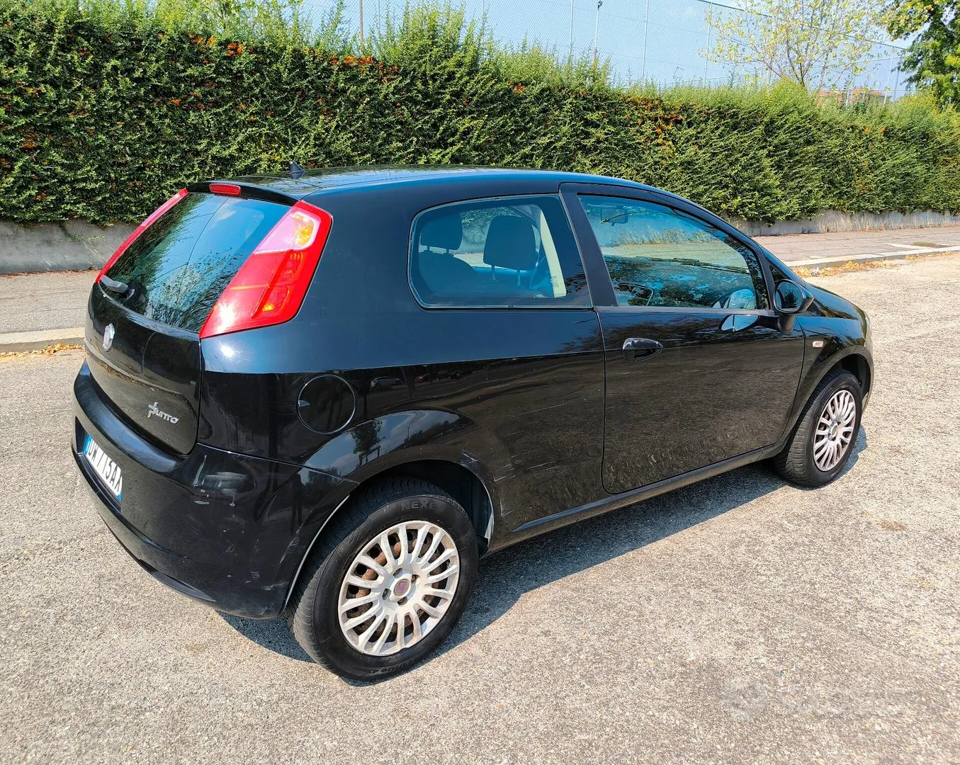 Fiat Grande Punto 2009 photo 3