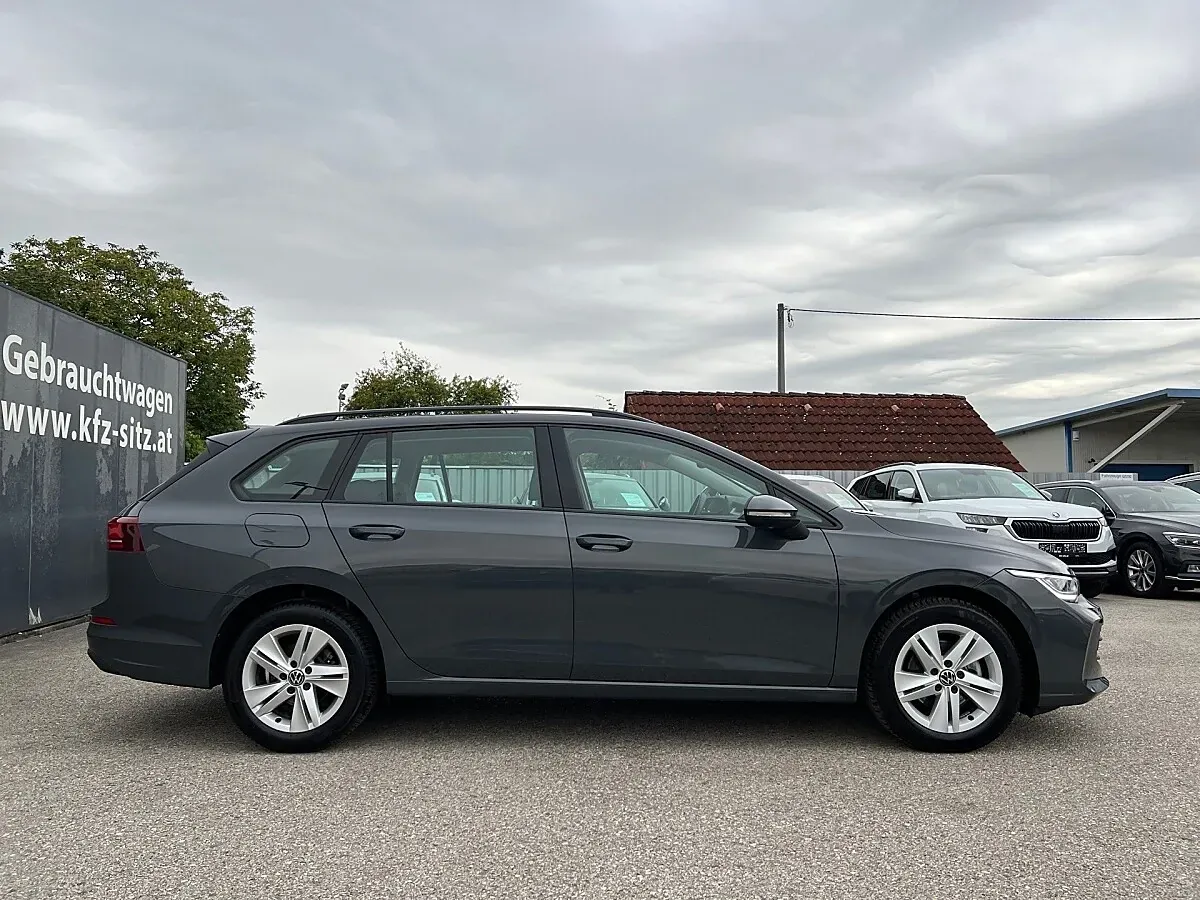 Volkswagen Golf 2025 photo 2