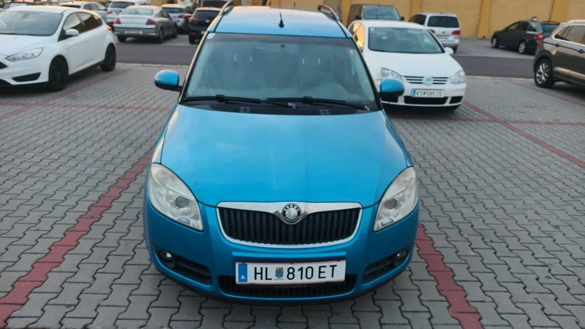 Skoda Roomster 2009 photo 3
