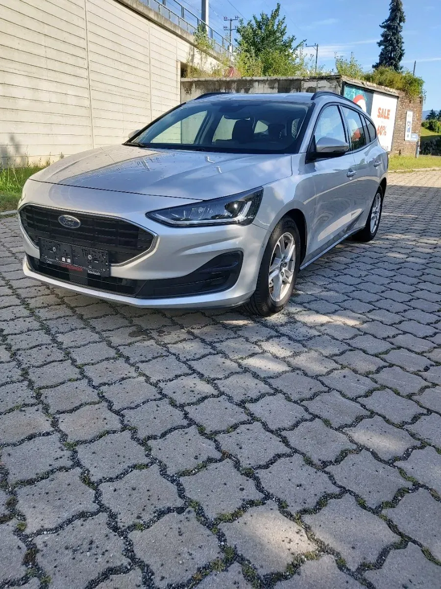 Ford Focus 2022 photo 3