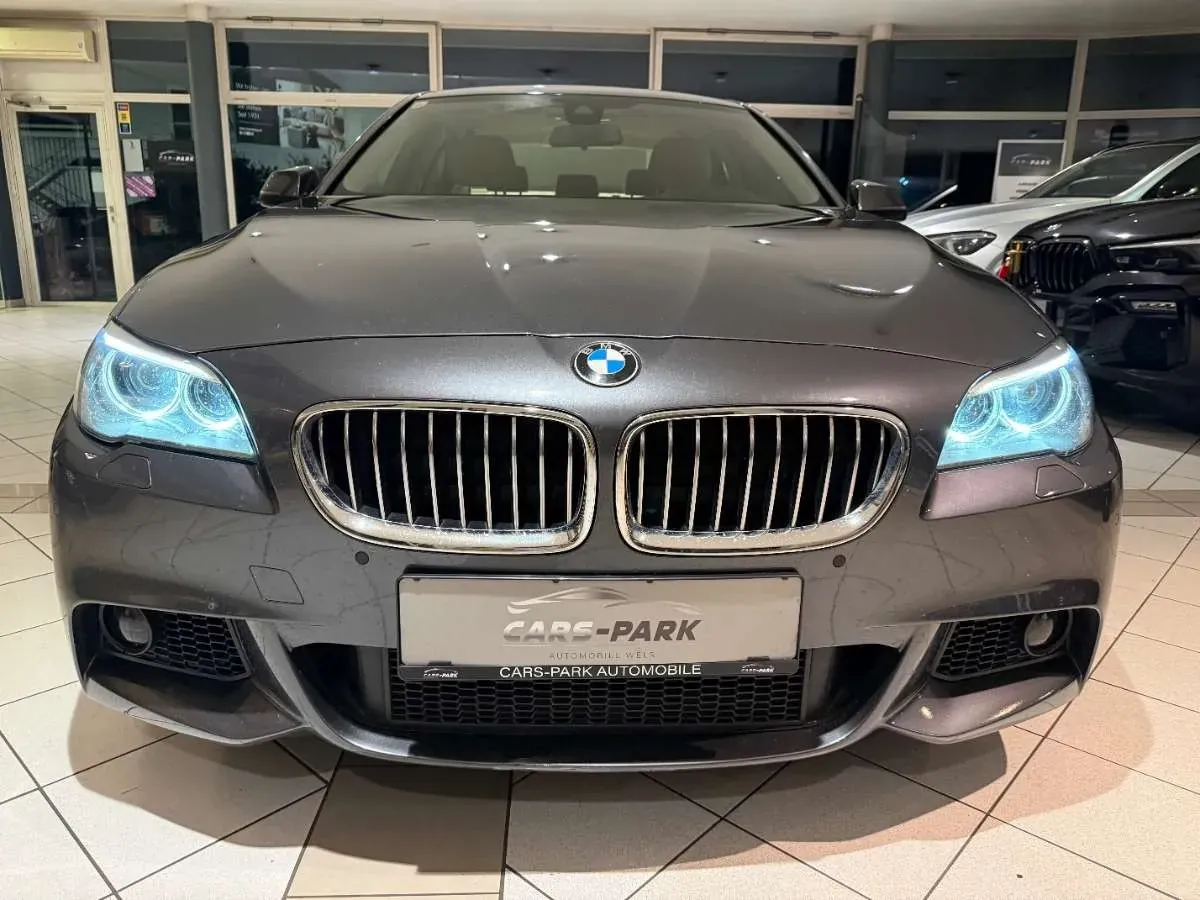 BMW 5 Series 2015 photo 2
