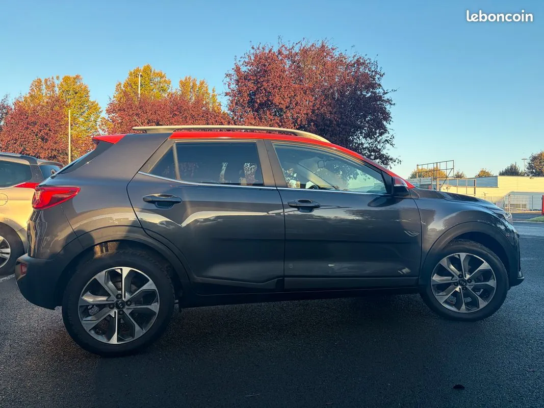 Kia Stonic 2018 photo 2