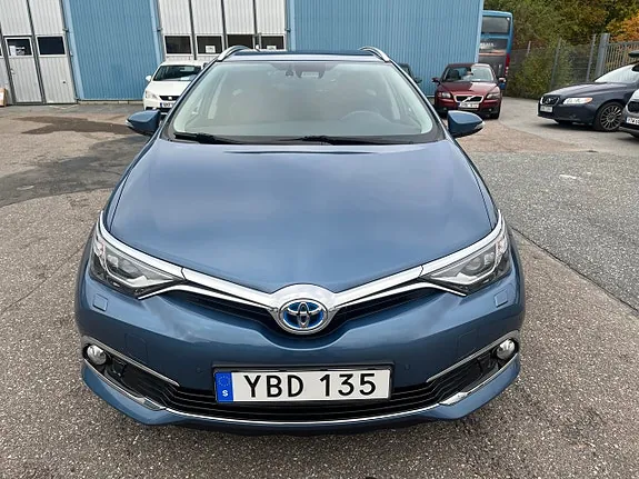 Toyota Auris 2016 photo 2