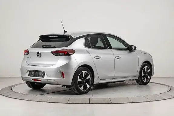 Opel Corsa E 2023 photo 3