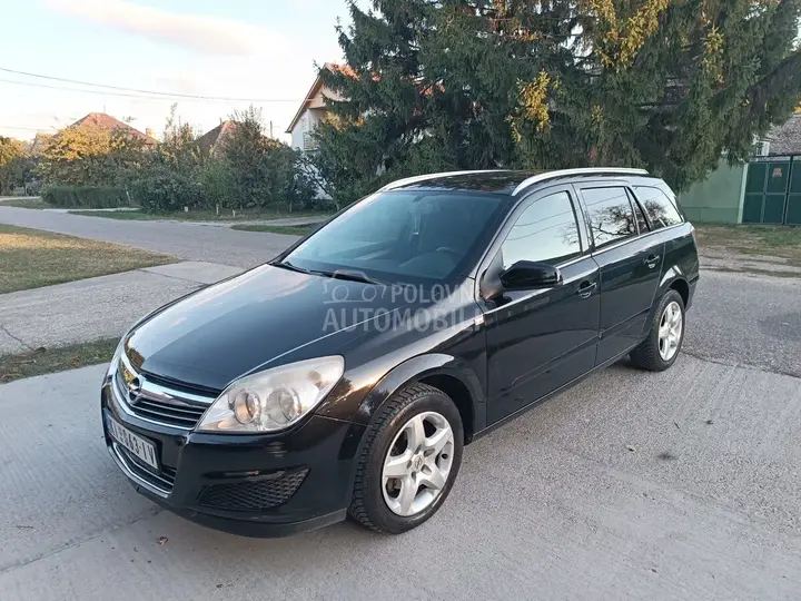 Opel Astra H 2008 photo 2
