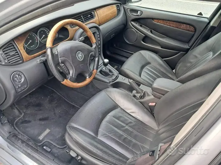 Jaguar X-Type 2002 photo 5