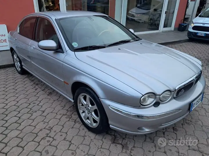 Jaguar X-Type 2002 photo 4