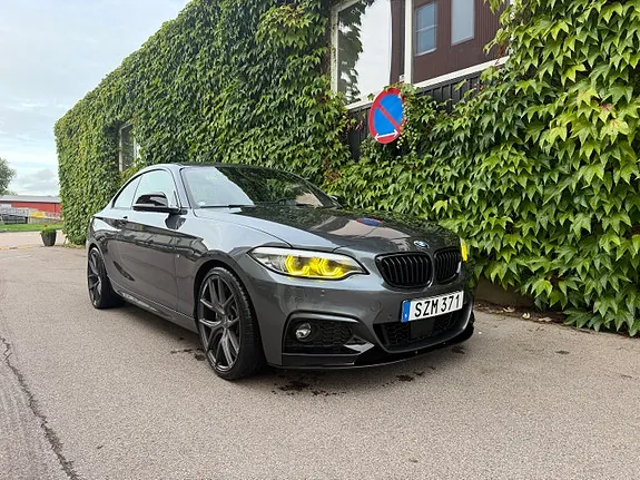 BMW 230I