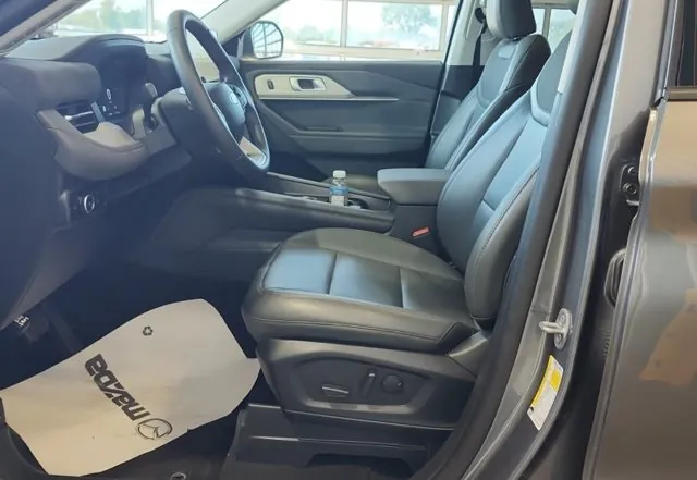 Ford Explorer 2026 photo 3