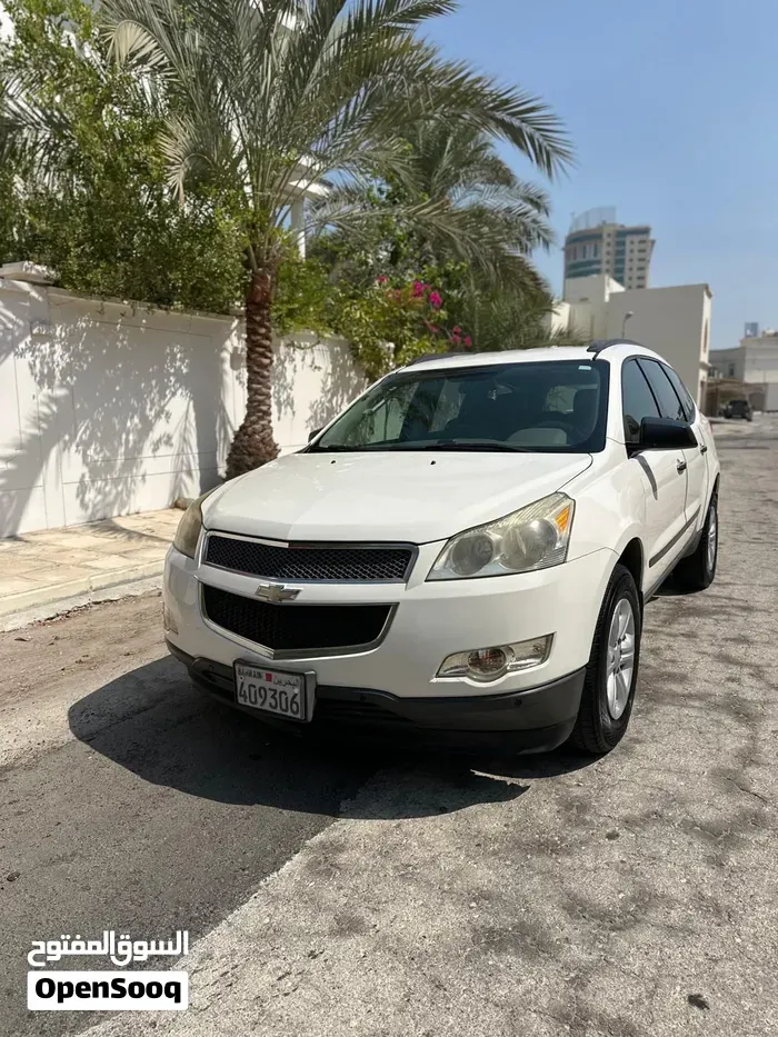 Chevrolet Traverse 2011 photo 3