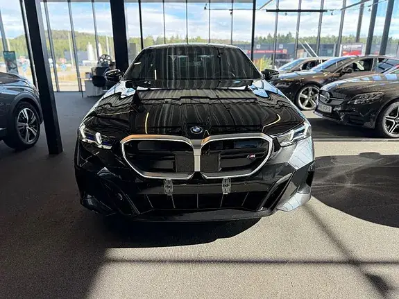 BMW I5 2024 photo 2