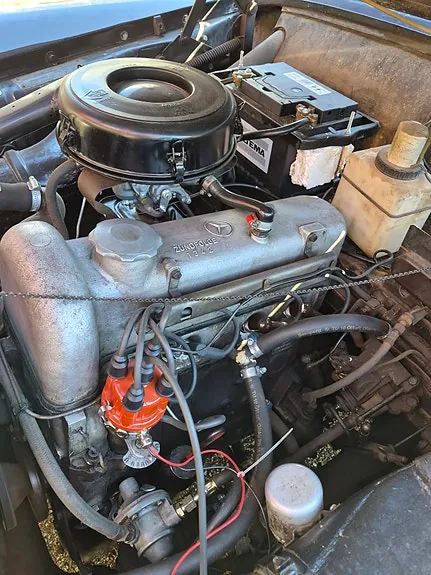 Mercedes-Benz 180 1959 photo 4