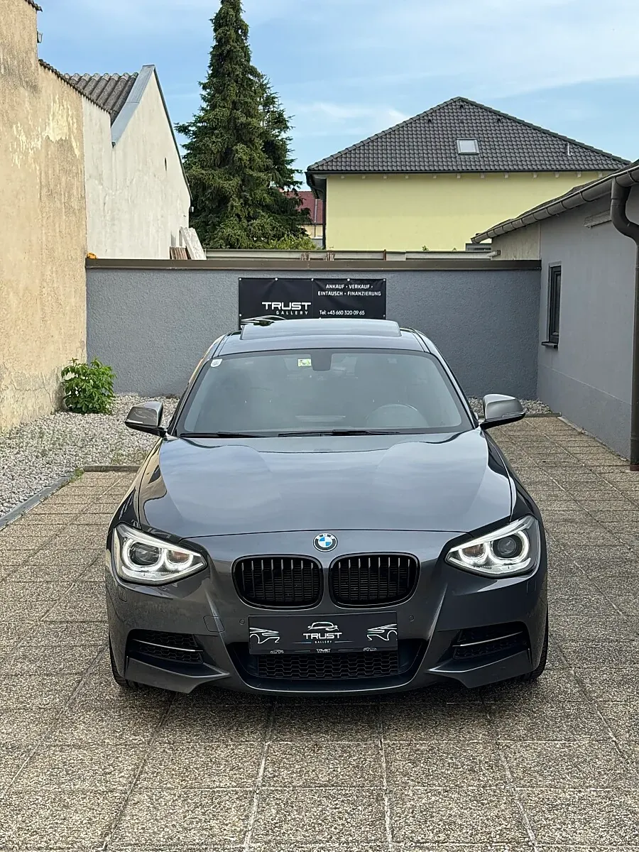 BMW 1 Series 2013 photo 2