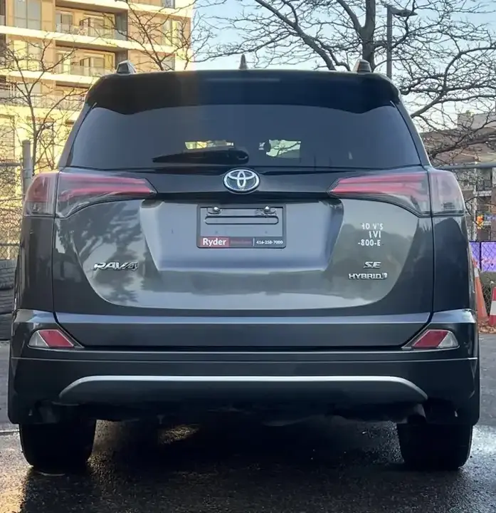 Toyota Rav4 Hybrid 2017 photo 4
