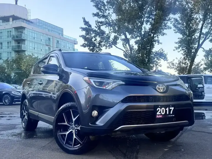 Toyota Rav4 Hybrid 2017 photo 2