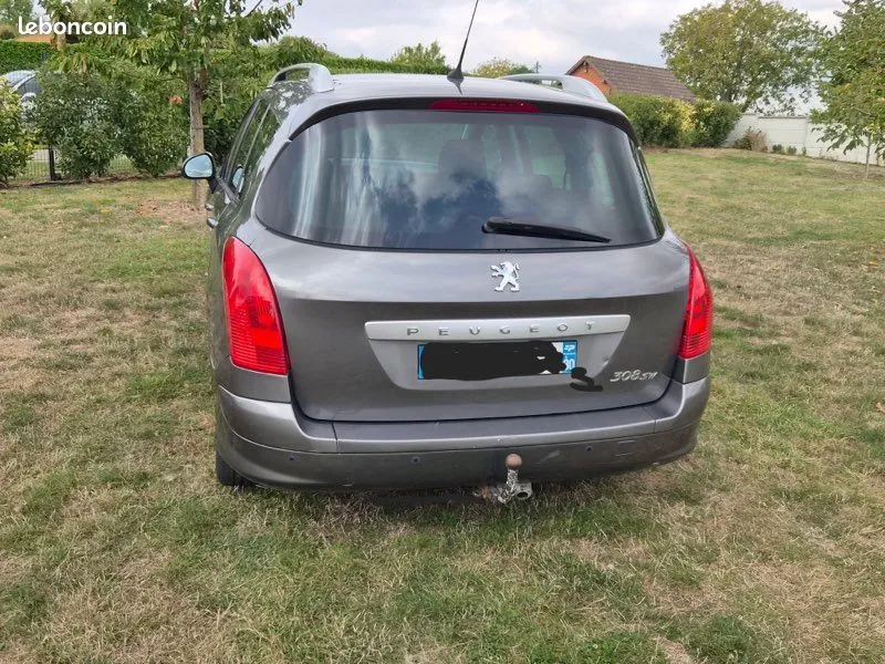 Peugeot 308 2008 photo 4