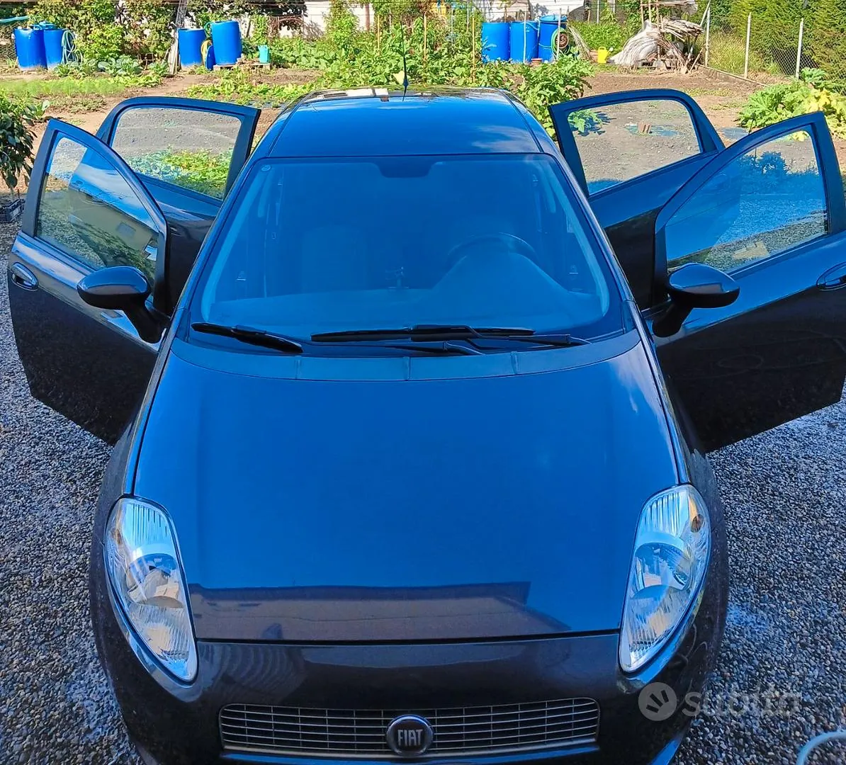 Fiat Grande Punto 2009 photo 3