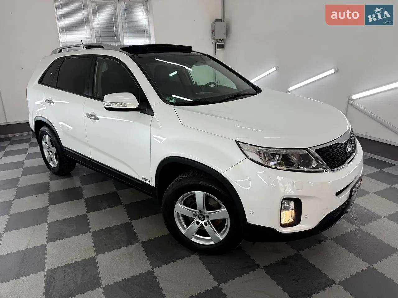 Kia Sorento 2013 photo 2
