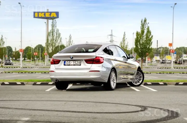 BMW 318 2016 photo 5