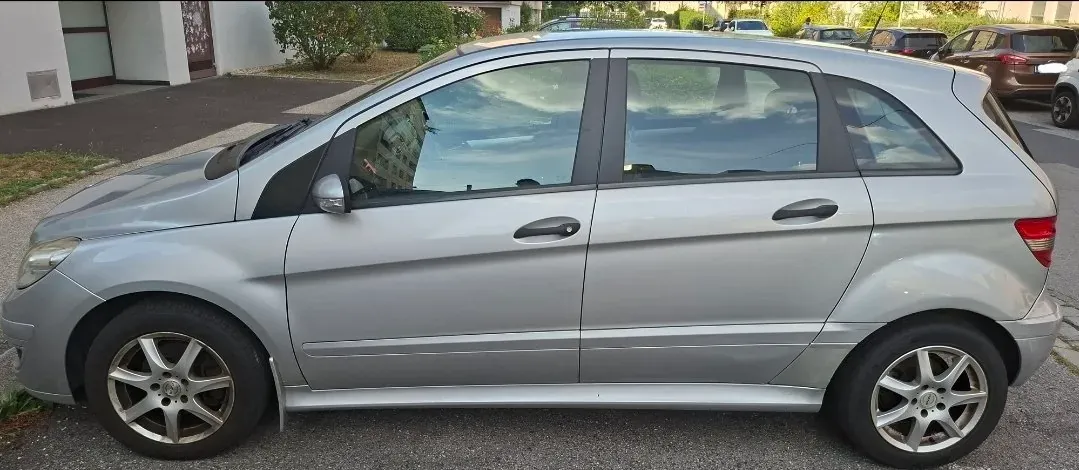 Mercedes-Benz B-Class 2005 photo 2