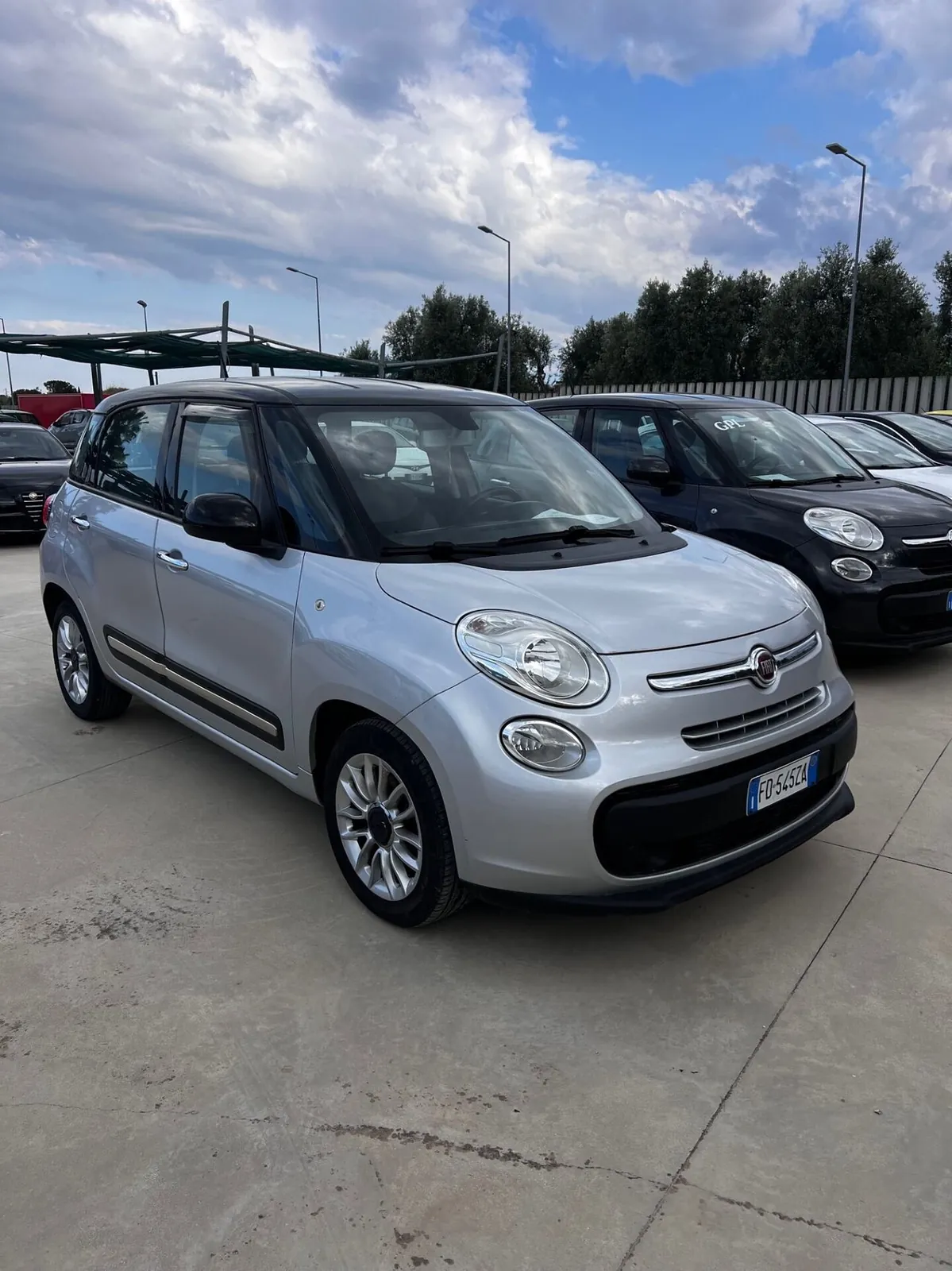 Fiat 500L 2016 photo 2