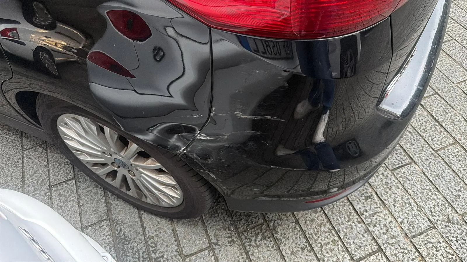 Ford C-Max 2012 photo 3