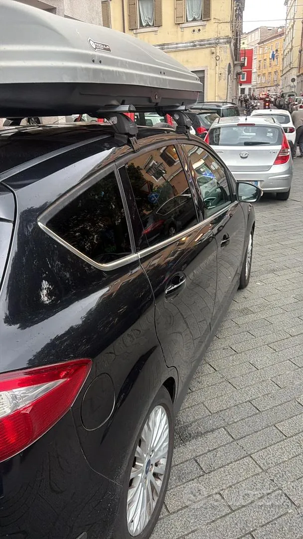 Ford C-Max 2012 photo 2