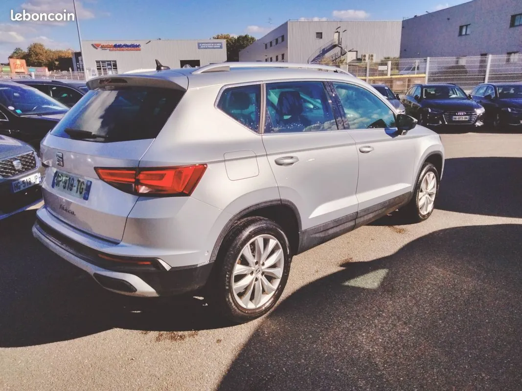 Seat Ateca 2023 photo 3
