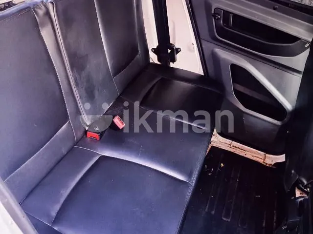Bajaj Qute 2019 photo 5